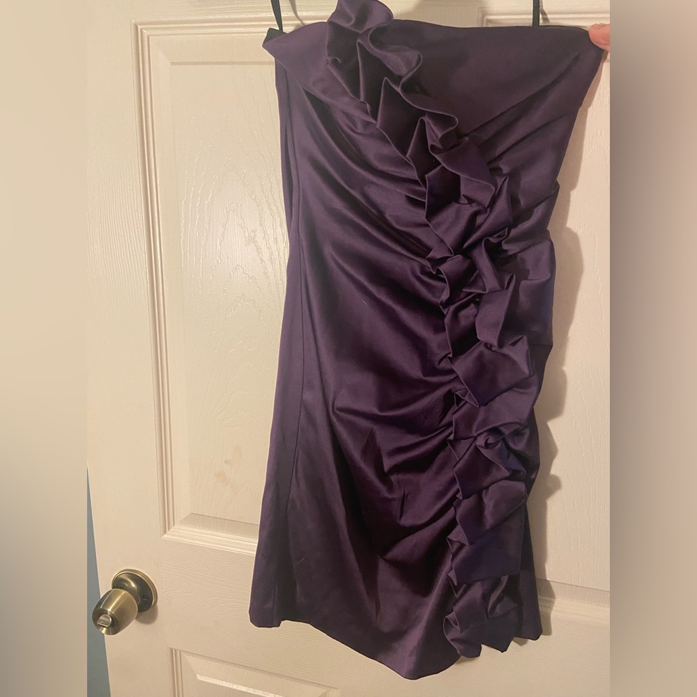 Gorgeous strapless dress!
